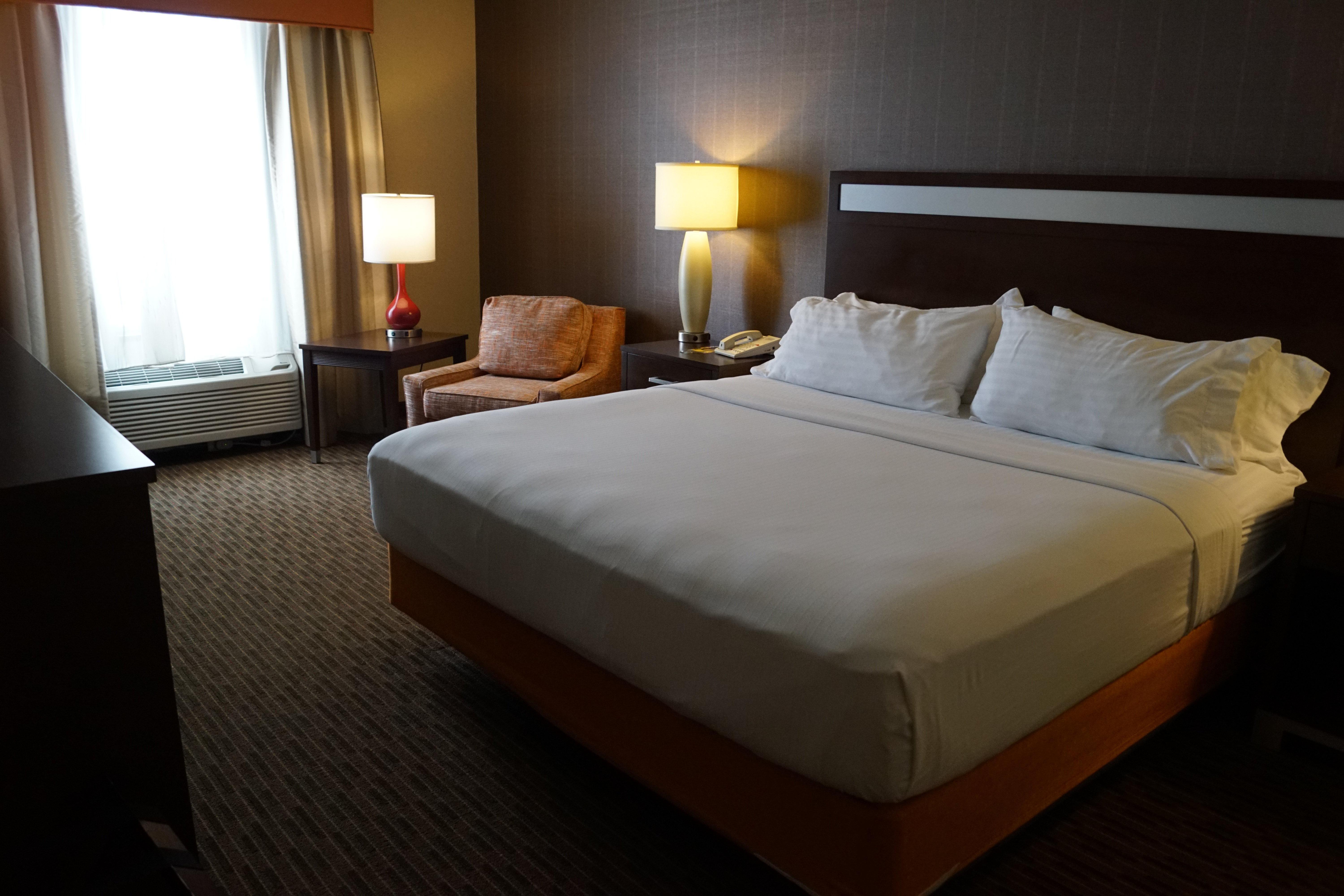 Holiday Inn Express Hotel & Suites Watertown - Thousand Islands By Ihg Экстерьер фото